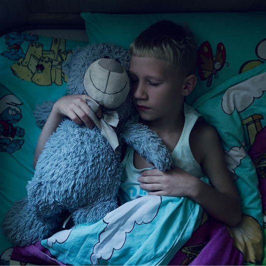 A história de Dmitry, 7 anos, e o que a guerra nos ensina. (por Binha)