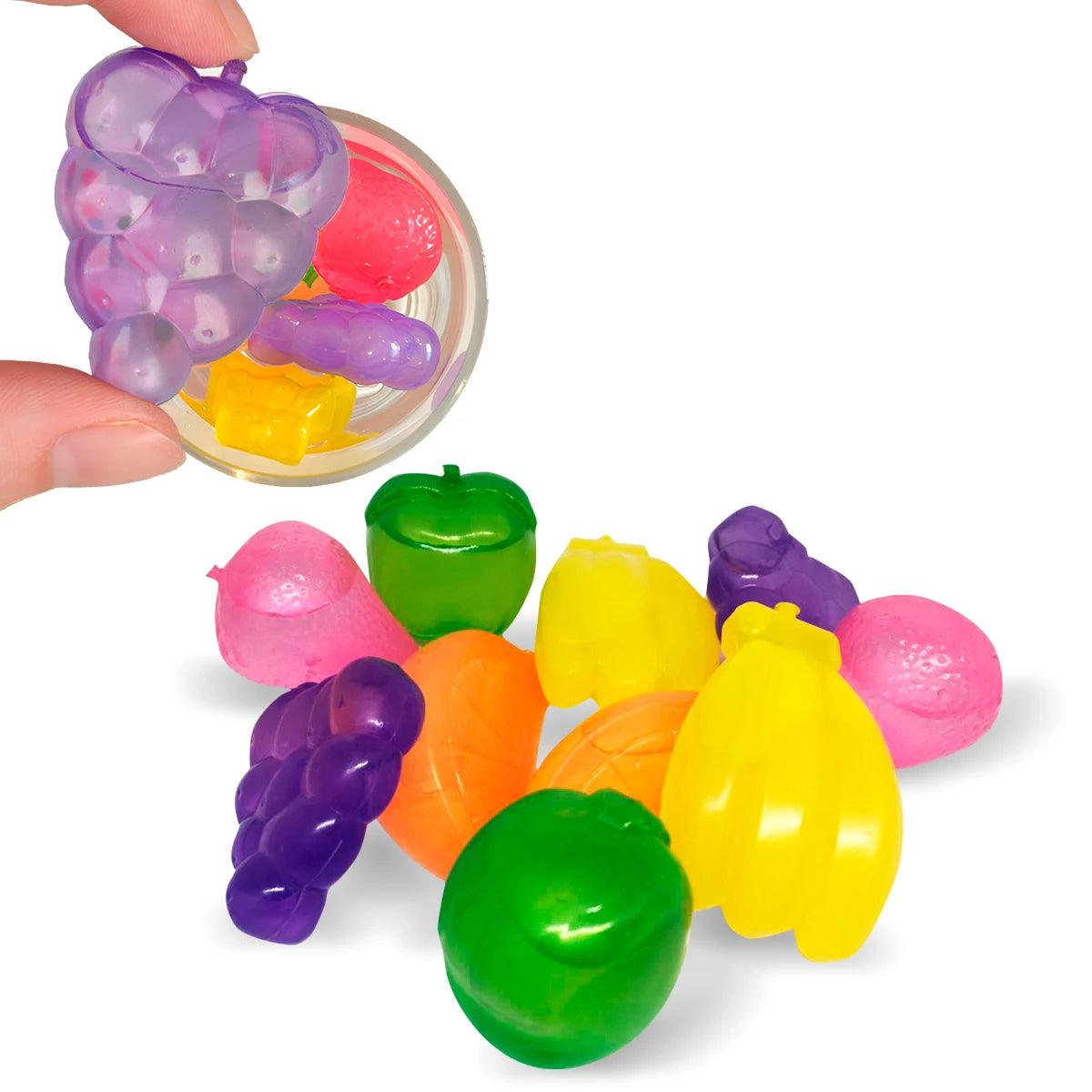 Kit  com 10 cubos de gelo em forma de frutas