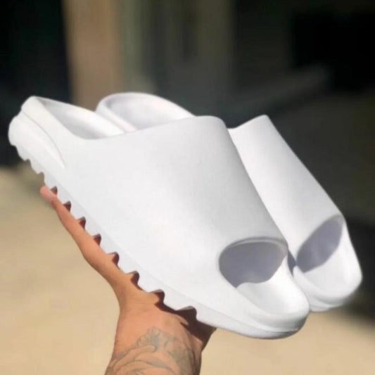 Chinelos antiderrapantes de EVA para homens e mulheres