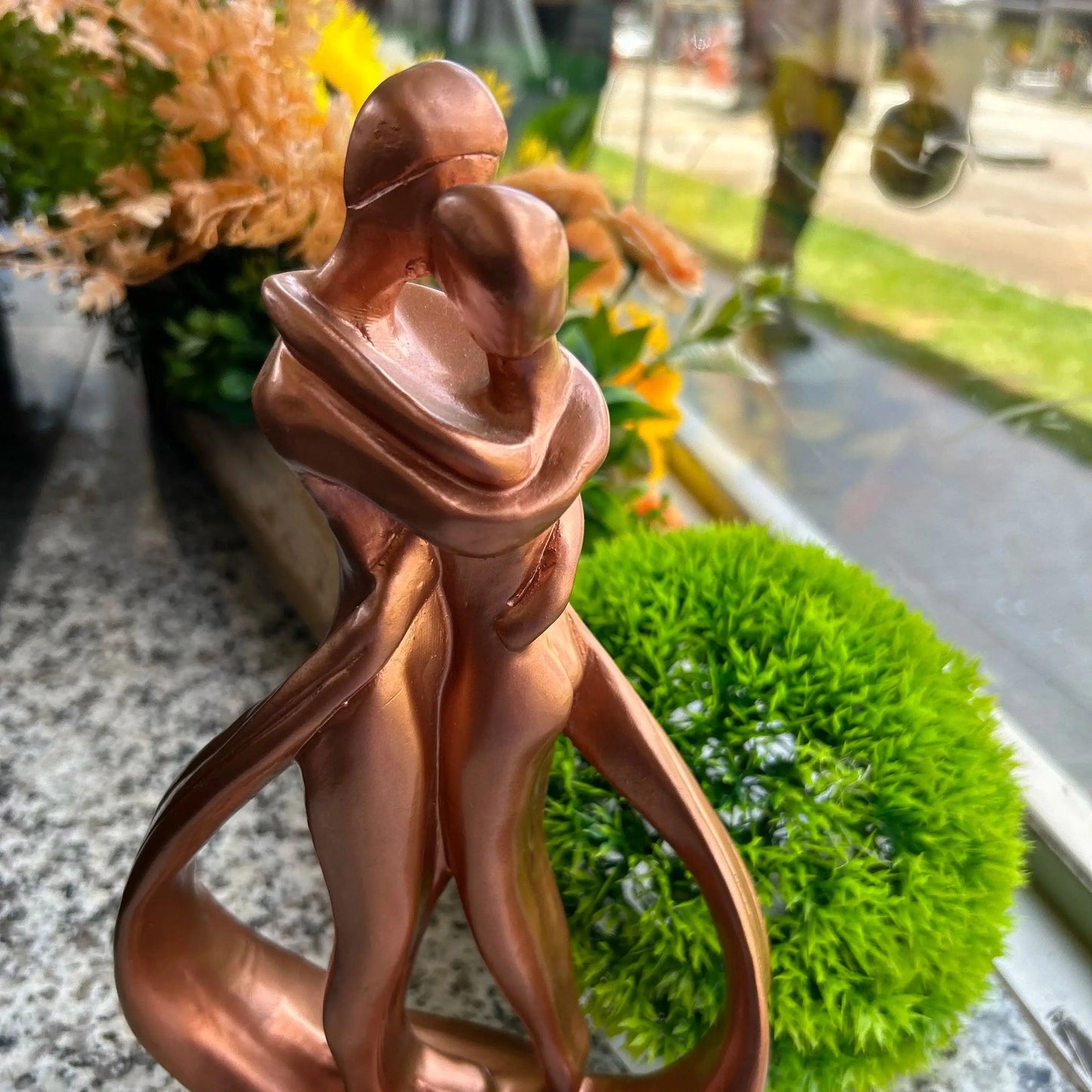 Escultura Luxo - "Casal apaixonado"