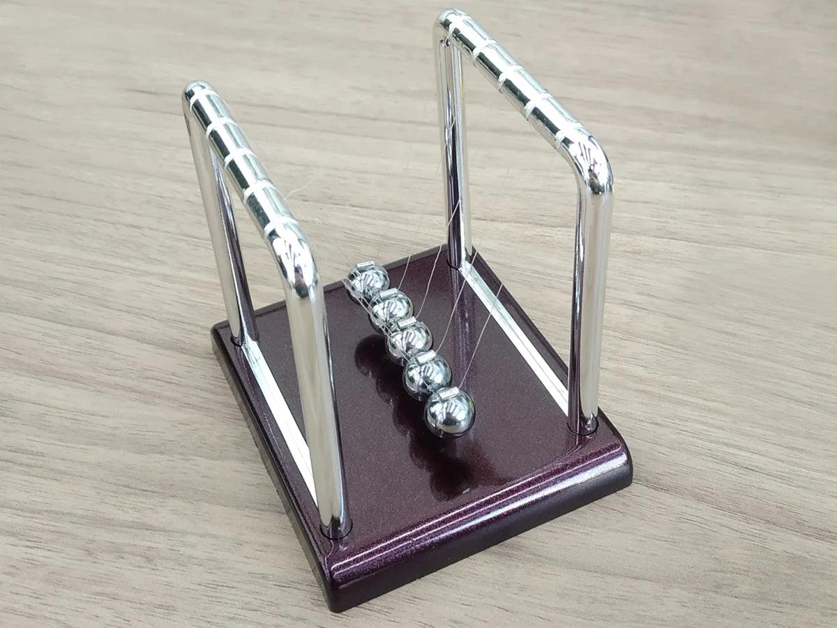 Pêndulo De Newton - Decoração de mesa